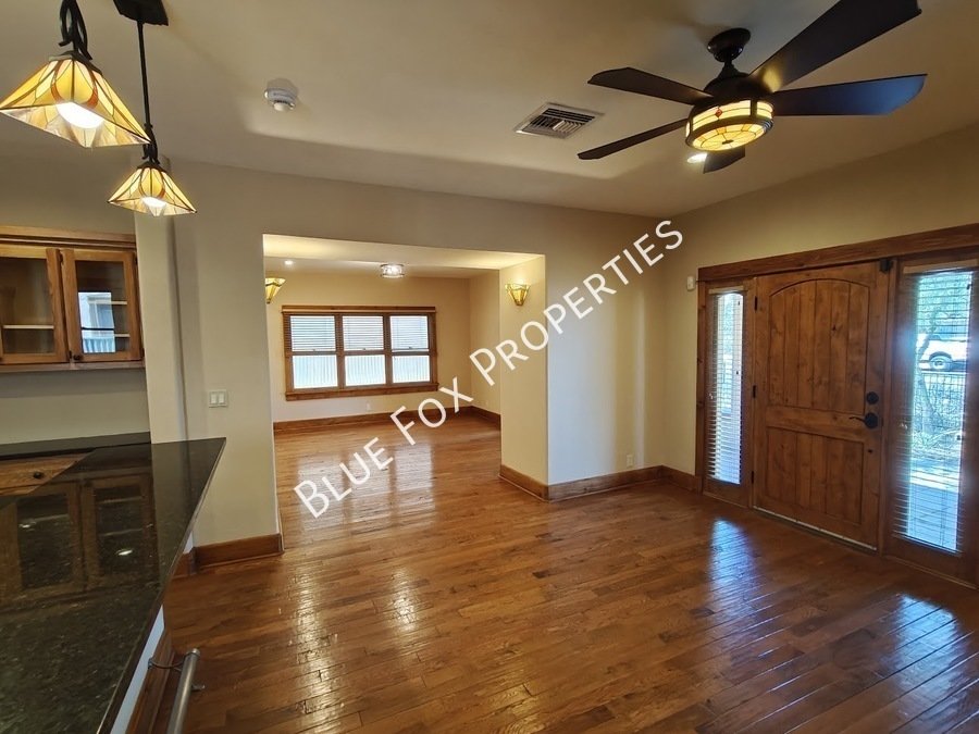 605 S 4th Avenue property image