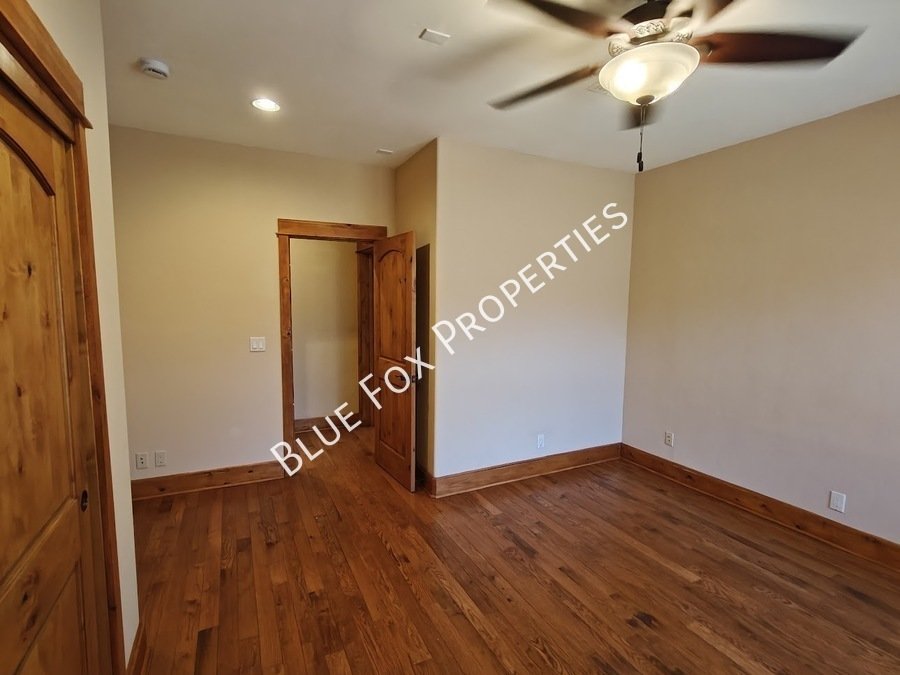 605 S 4th Avenue property image