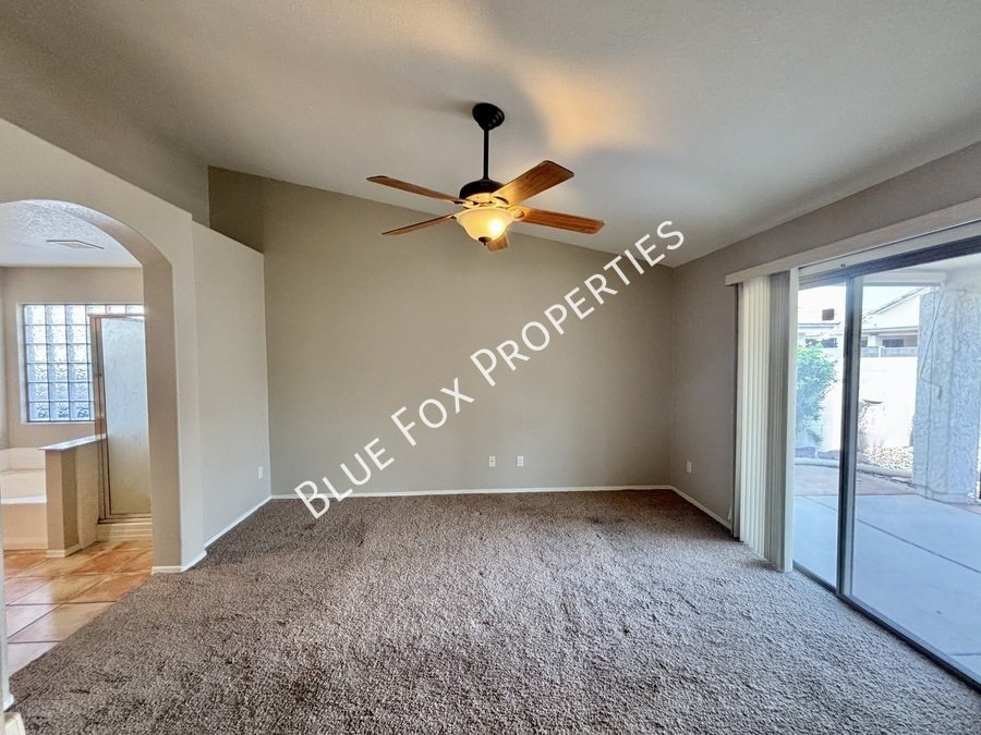 10163 E Falcon Point Dr property image
