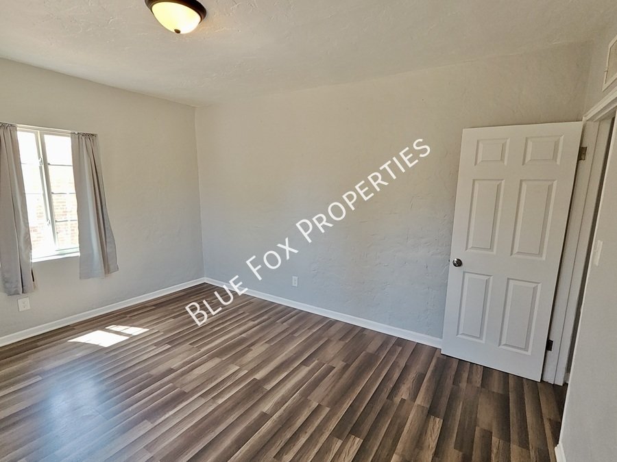 4124 East 1st Street property image