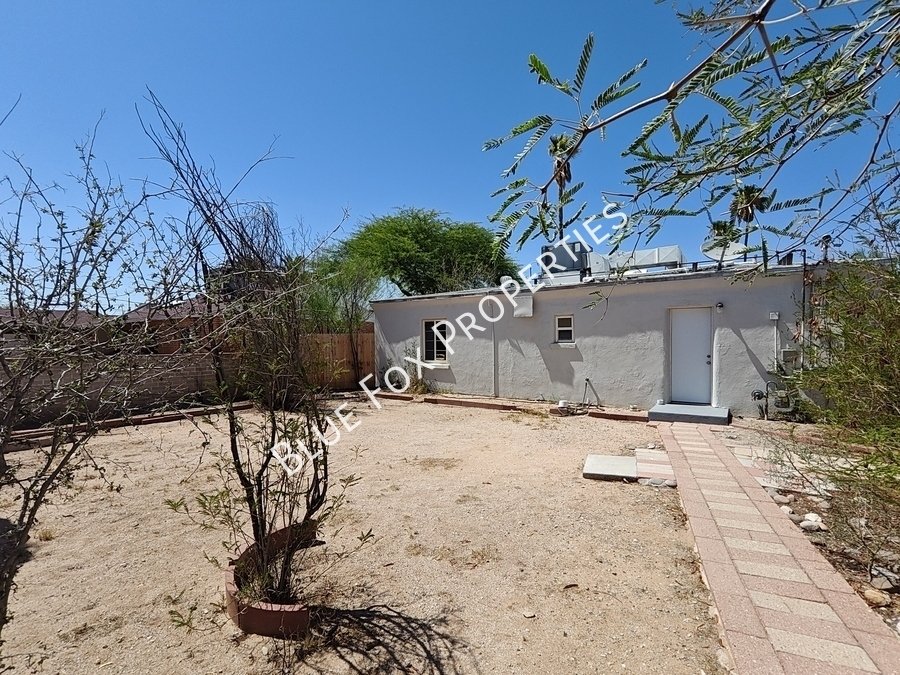 4124 East 1st Street property image
