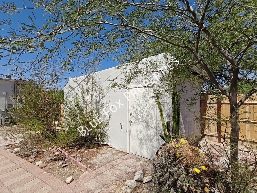 4124 East 1st Street property image