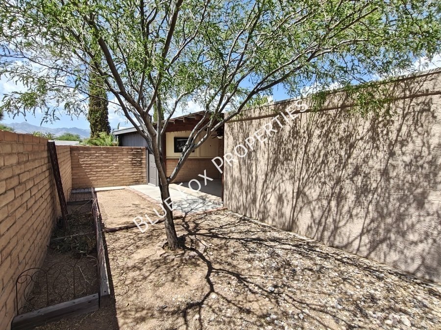 9742 East Cannon Place property image