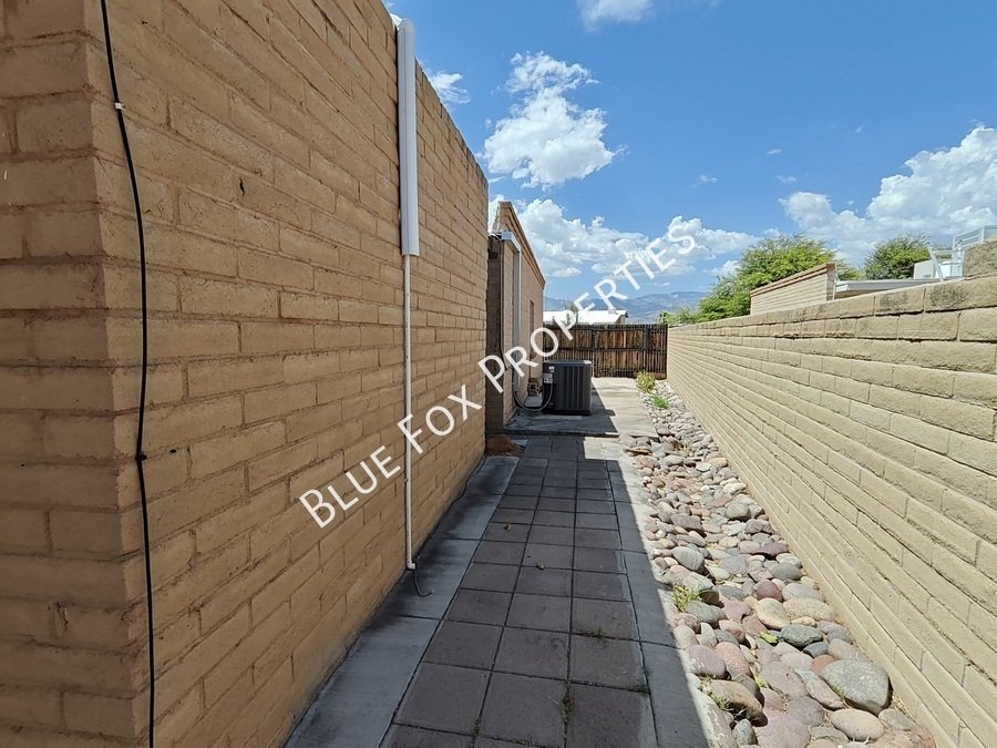 9742 East Cannon Place property image