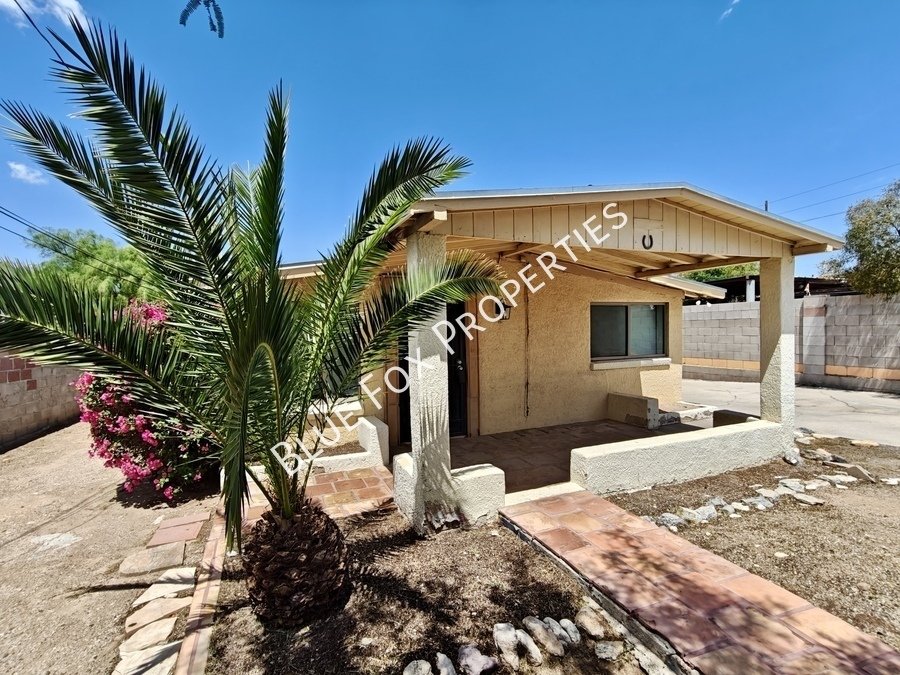 2749 N Geronimo Avenue property image