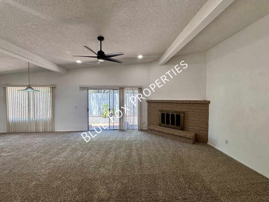 7551 East La Cienega Drive property image