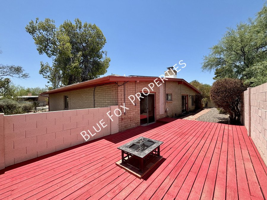 7551 East La Cienega Drive property image