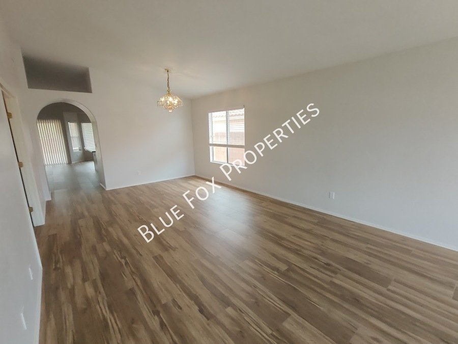 710 W Calle Alta Loma property image