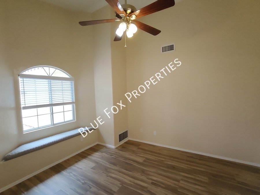 710 W Calle Alta Loma property image