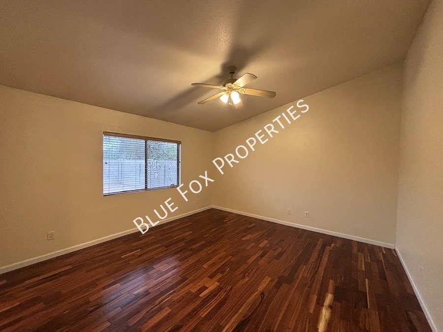 East Side 4 Bed + LARGE Backyard! property image