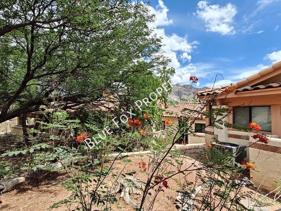 Bright open spaces in this stunning home!  Views, views and more views! property image