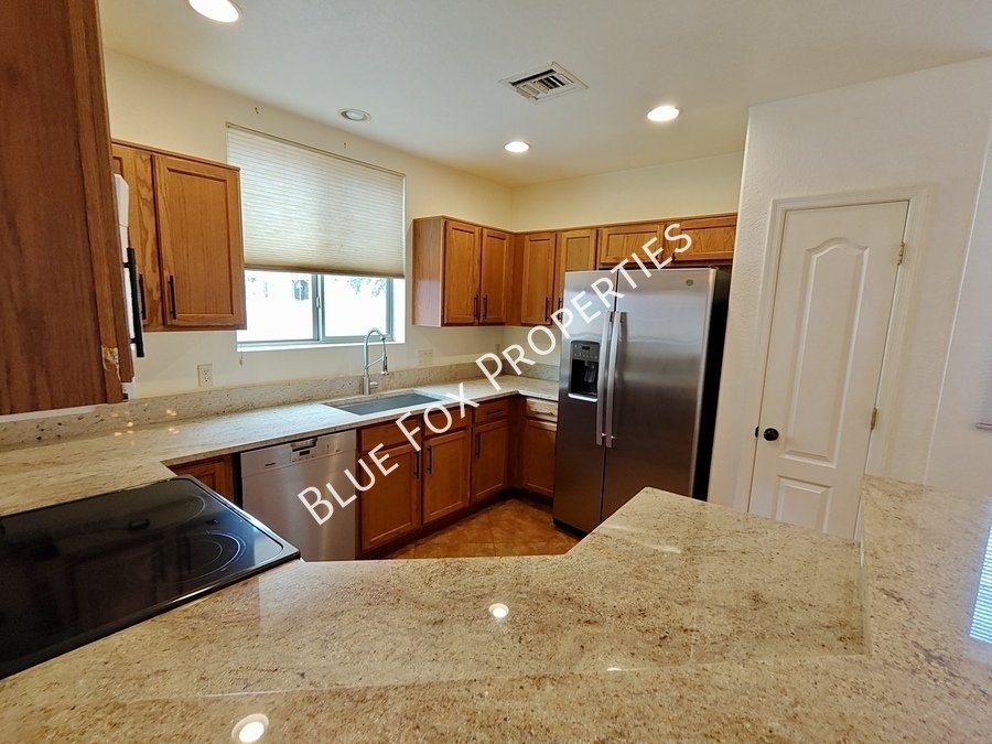1292 S Paseo Luna Blanca property image