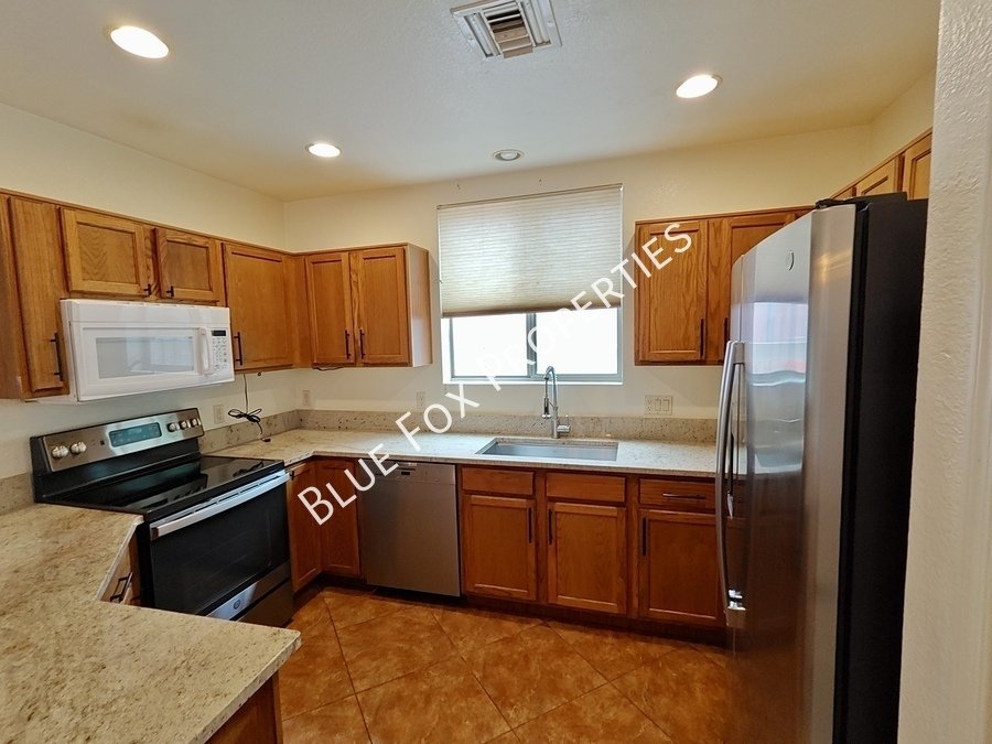 1292 S Paseo Luna Blanca property image