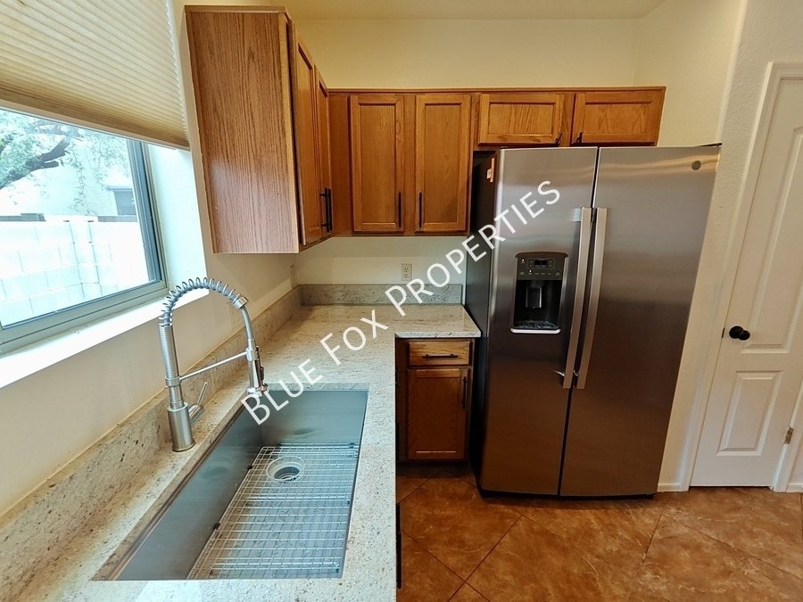 1292 S Paseo Luna Blanca property image