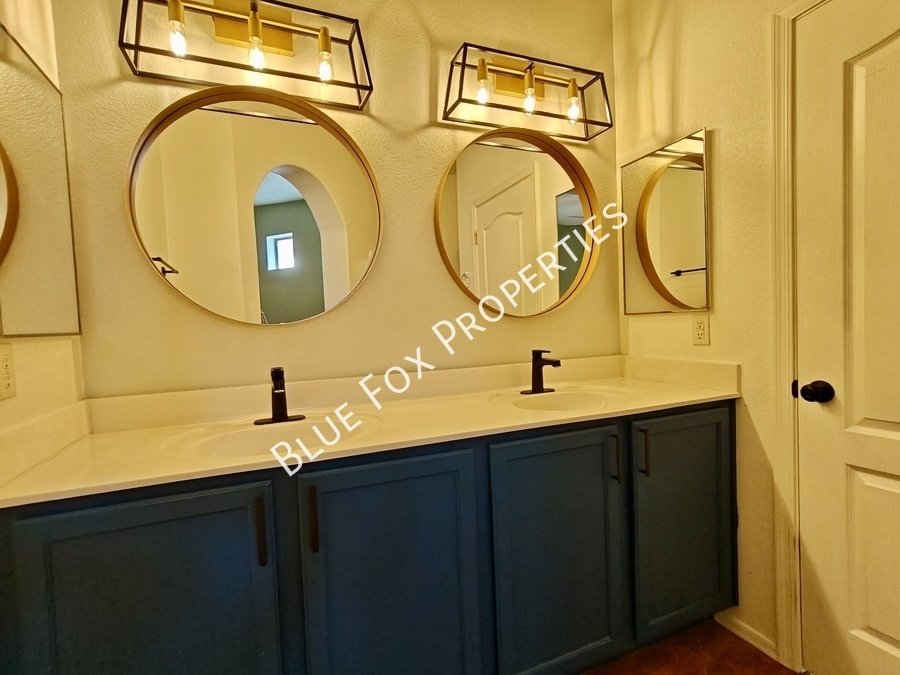 1292 S Paseo Luna Blanca property image