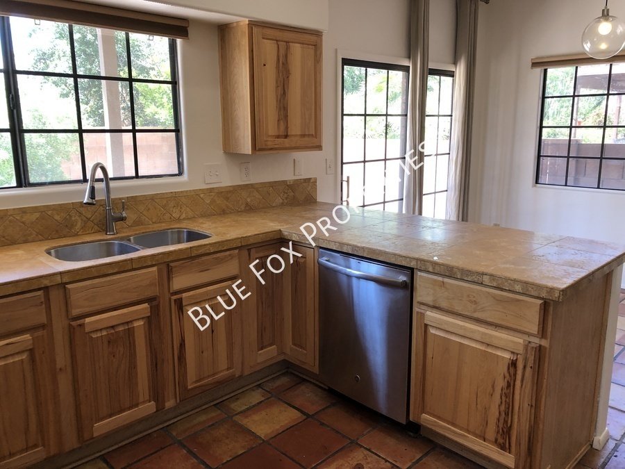 Beautiful 3 bdrm home located in Villages of La Canada property image