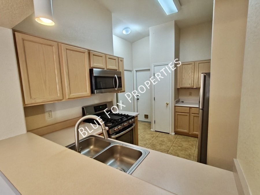 9422 East Cork Street property image