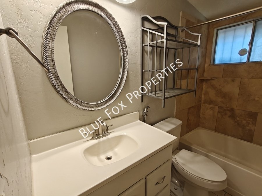 5901 N Oracle Road Apt 18 property image