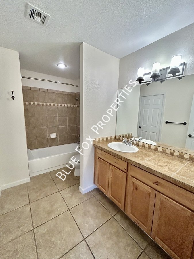 6490 N Tierra De Las Catalinas property image