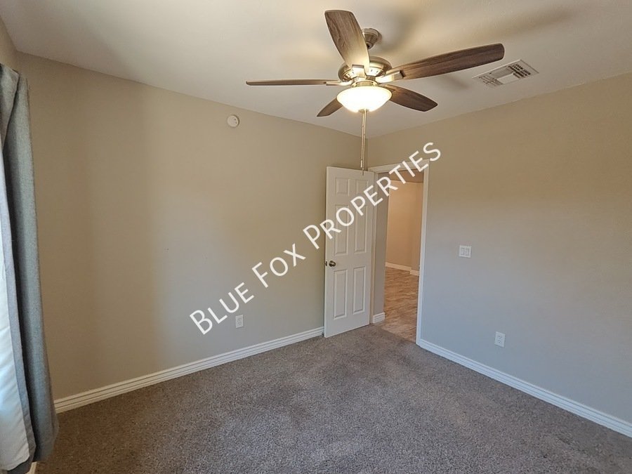 Limited time!  $799 off the first months rent, until Aug 16th.  619 S Highland Avenue property image