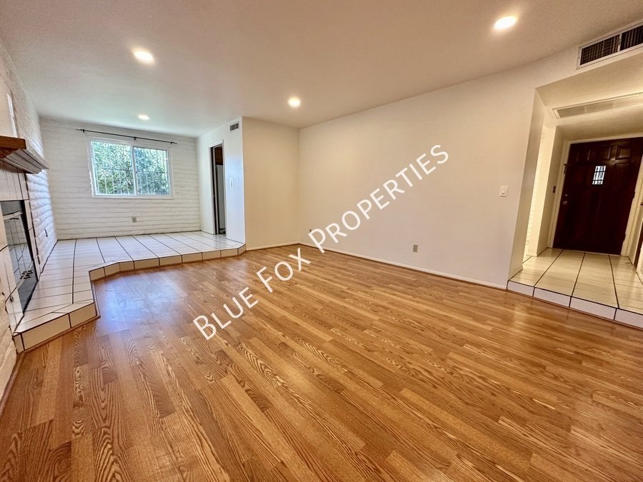 8825 E Old Spanish Trail property image