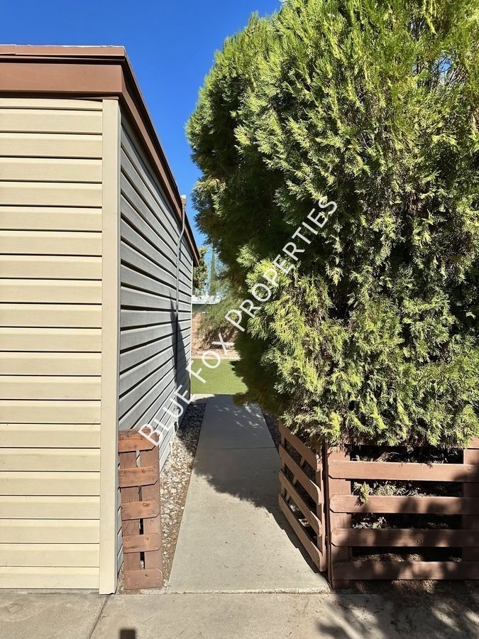 8825 E Old Spanish Trail property image