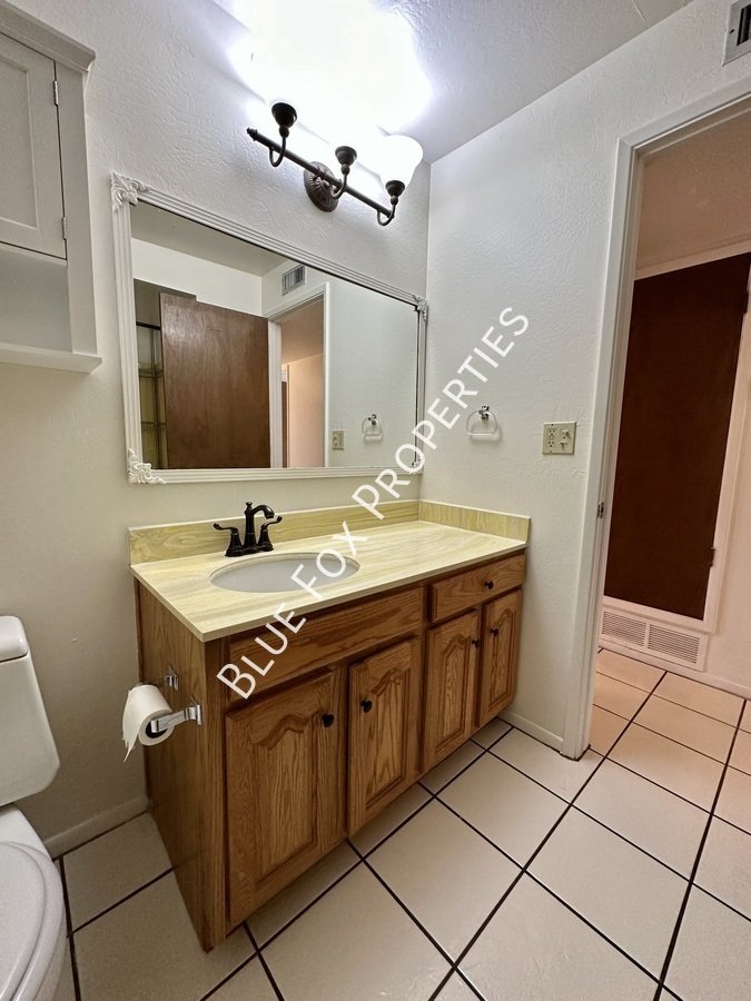 8825 E Old Spanish Trail property image