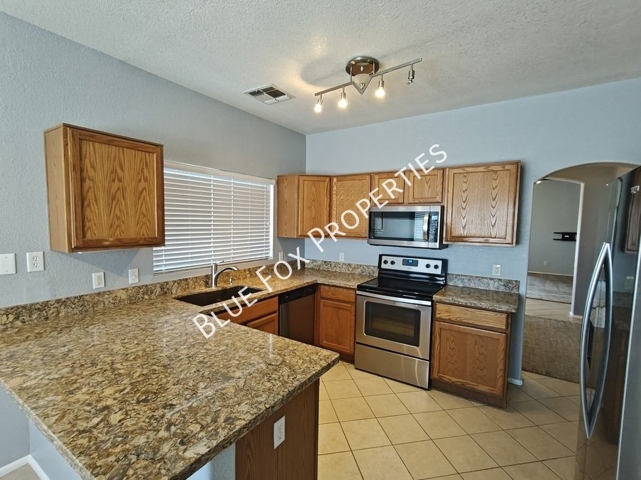 7485 W Briner Drive property image