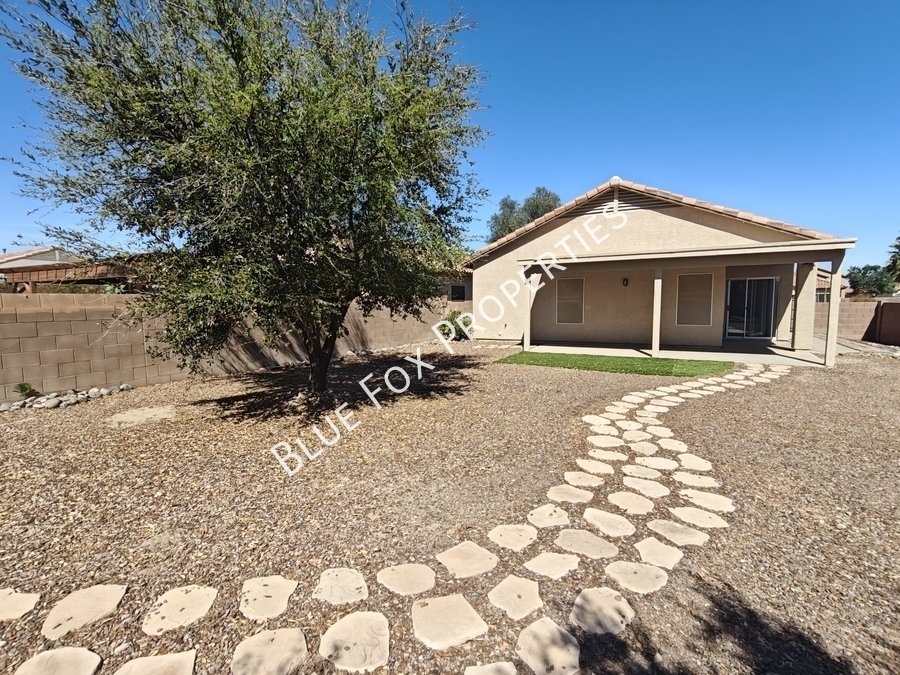 7485 W Briner Drive property image
