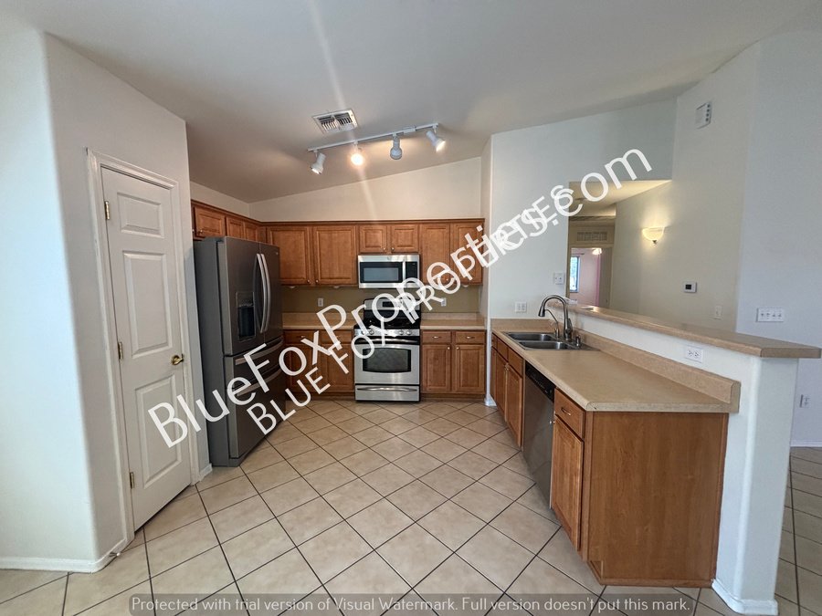 7135 S Oakbank Drive property image