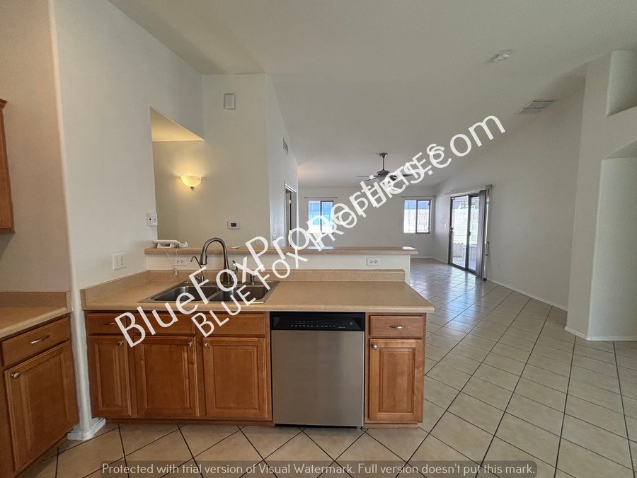 7135 S Oakbank Drive property image