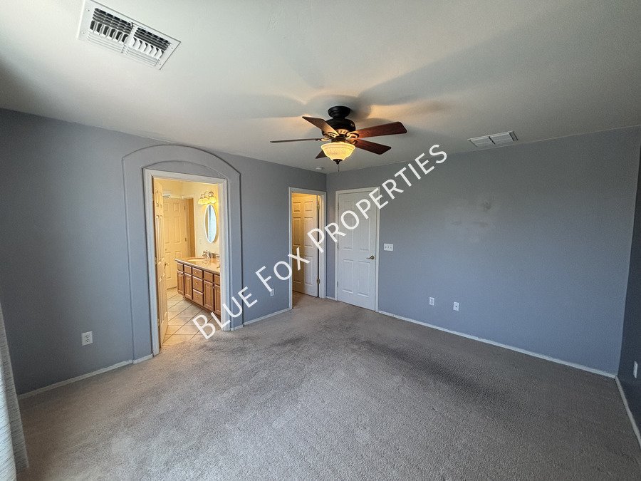 7135 S Oakbank Drive property image