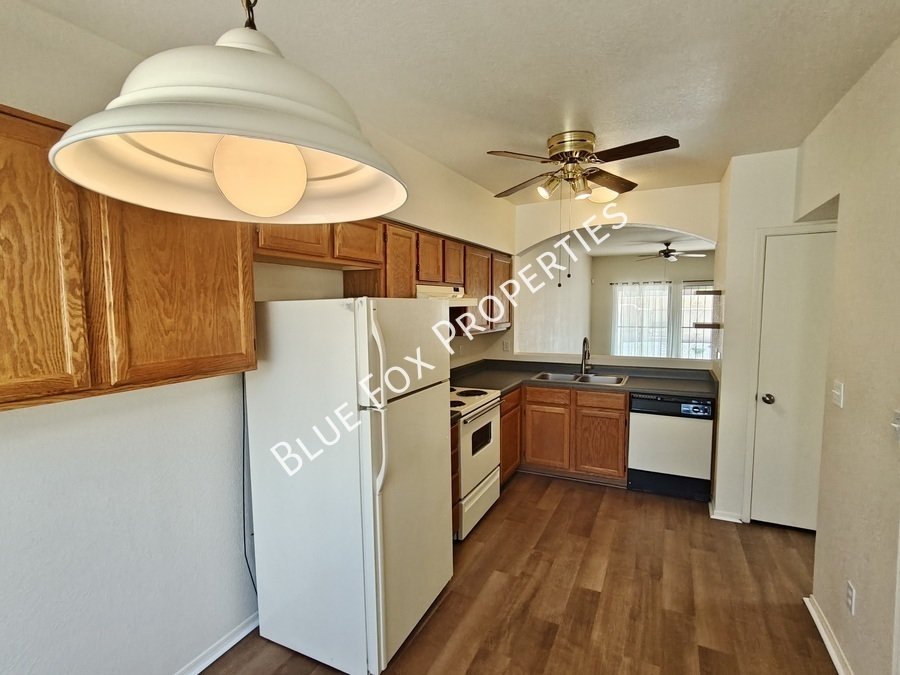 2415 West Calle Retana property image