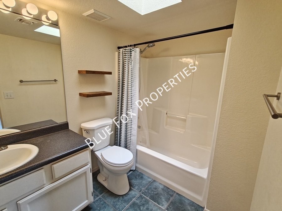 2415 West Calle Retana property image