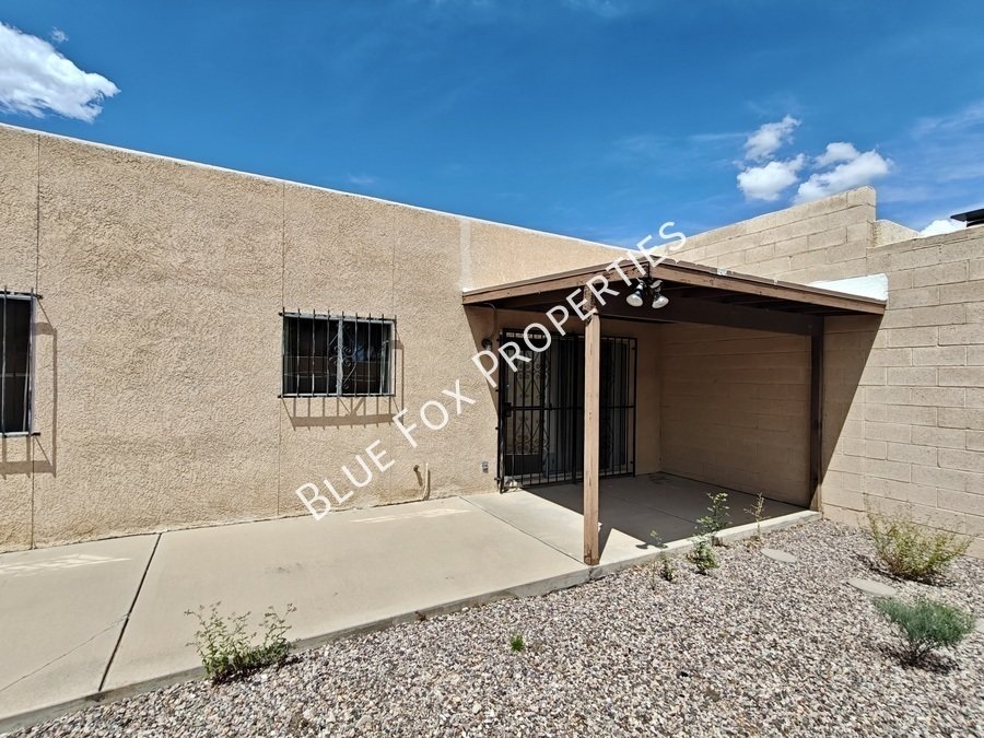 2415 West Calle Retana property image