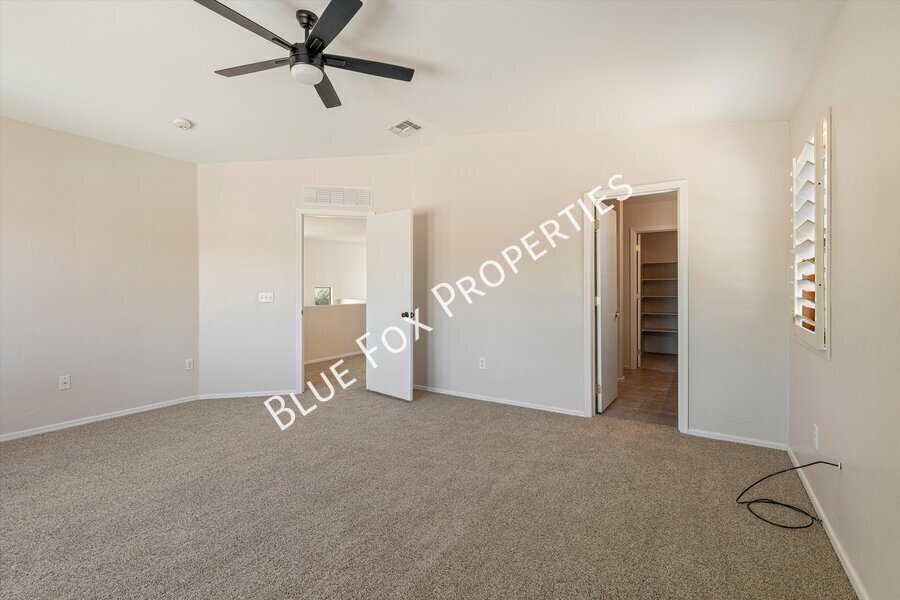 3 bed, 2.5 bath home in the Southwest side property image