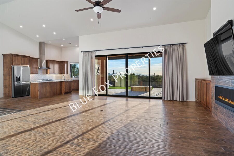 13037 N Red Quail Place property image