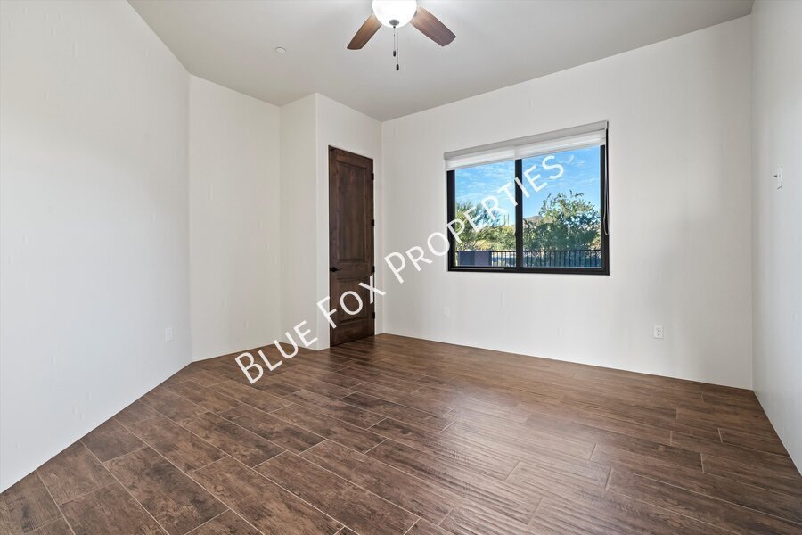 13037 N Red Quail Place property image