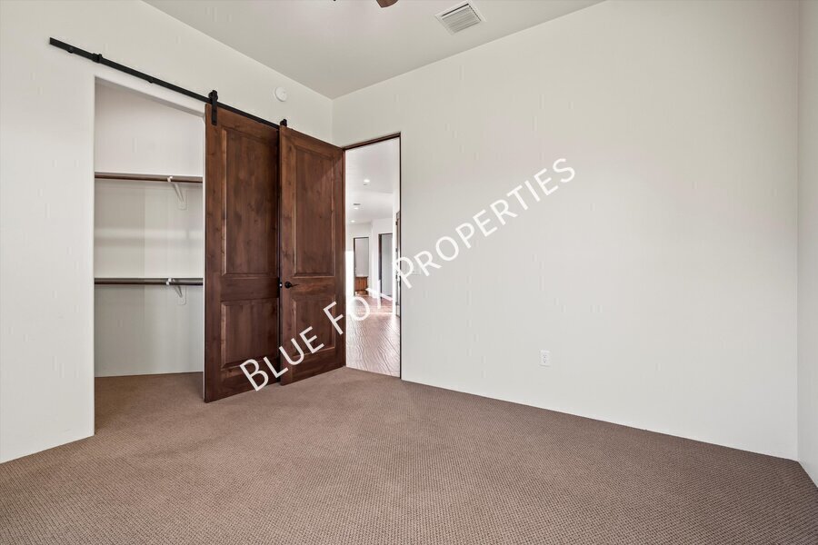 13037 N Red Quail Place property image