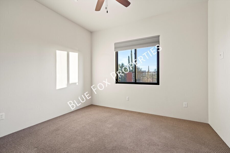 13037 N Red Quail Place property image