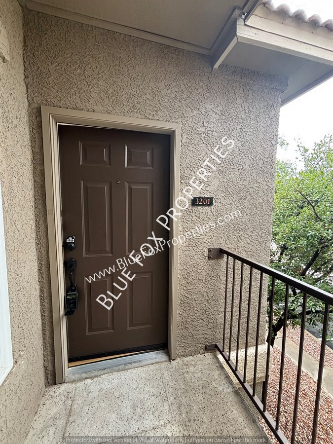 1500 E Pusch Wilderness Dr Unit 3201 property image