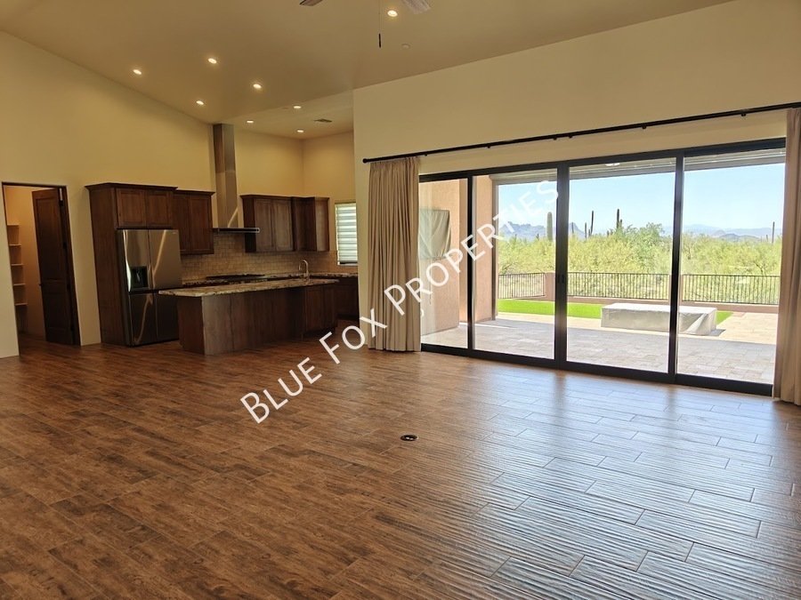 13037 N Red Quail Place property image