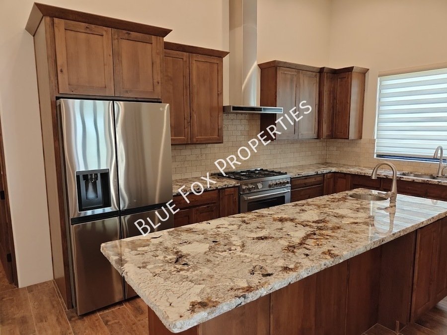 13037 N Red Quail Place property image