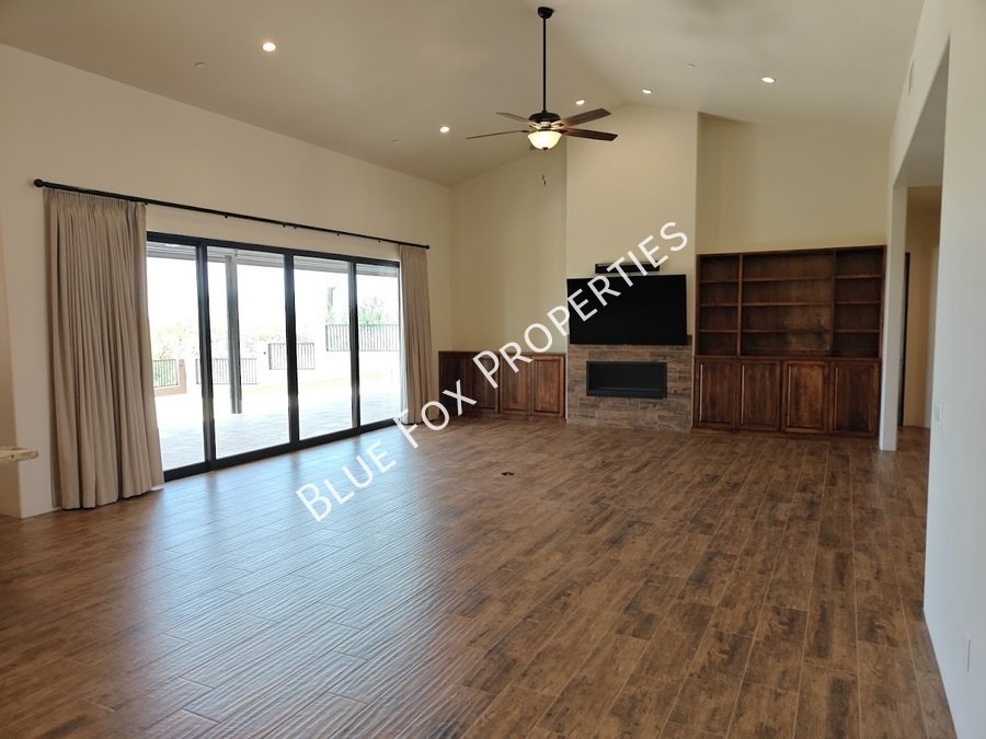 13037 N Red Quail Place property image