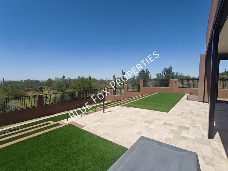 13037 N Red Quail Place property image