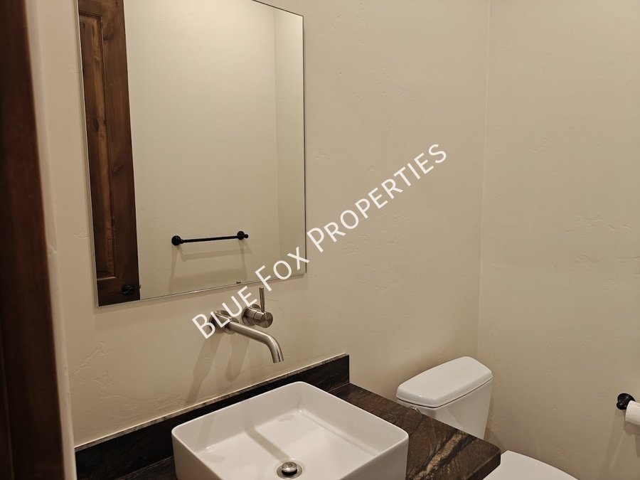 13037 N Red Quail Place property image
