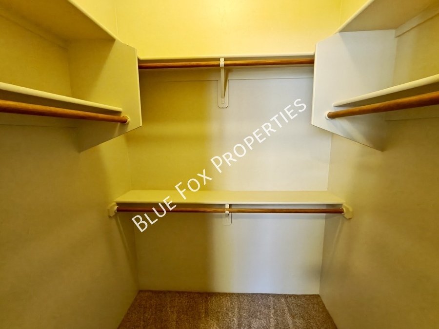 2353 W Via Di Silvio property image