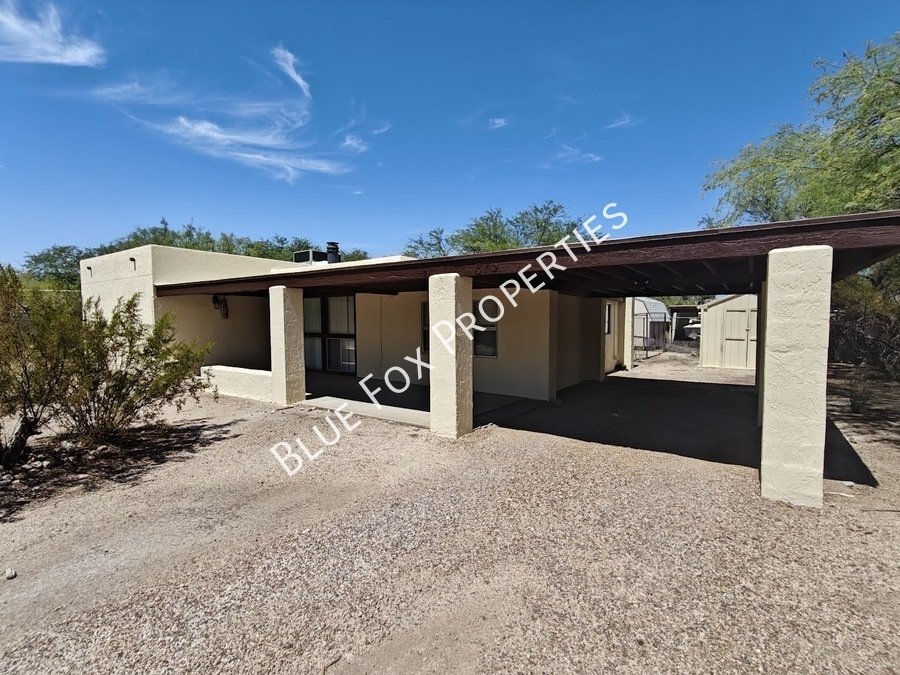 A hidden treasure with lots to offer! property image