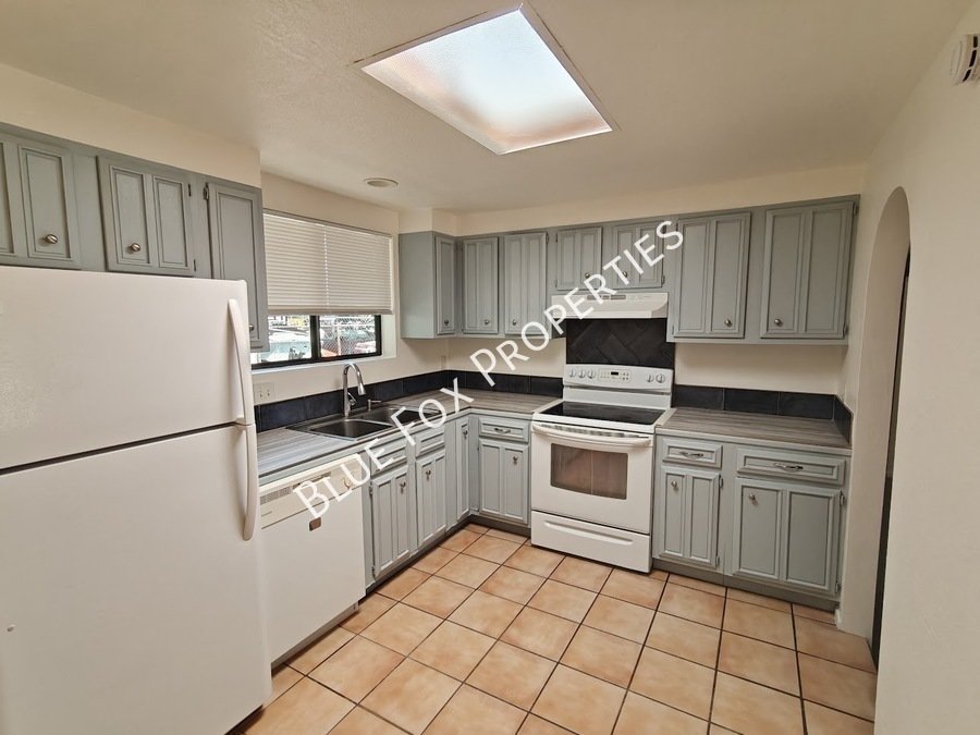 A hidden treasure with lots to offer! property image