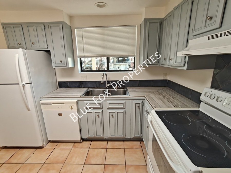 A hidden treasure with lots to offer! property image